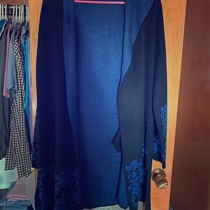Cardigan Black and Blue